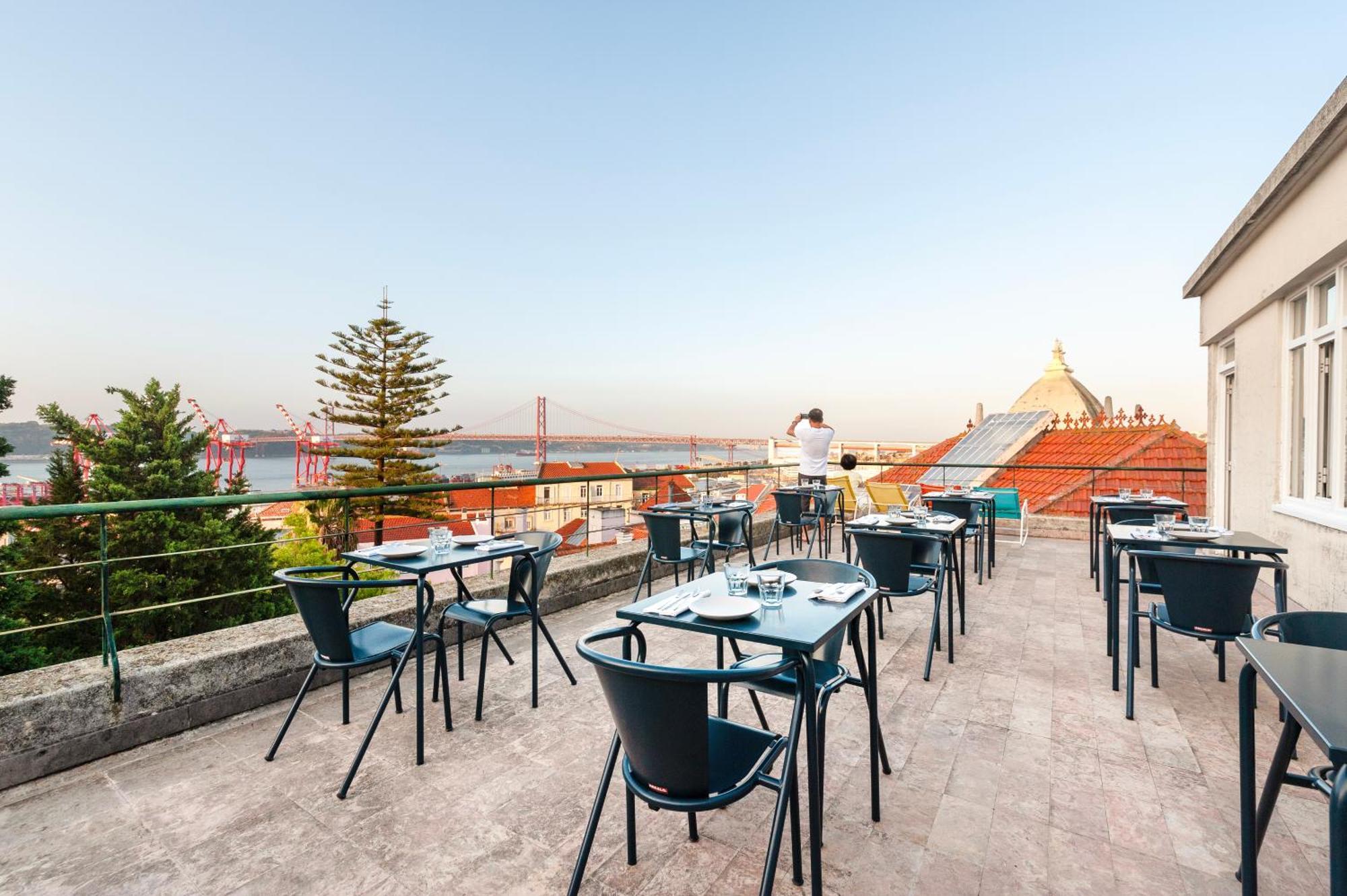 Cheese & Wine Lapa Hotel Lisbon Bagian luar foto
